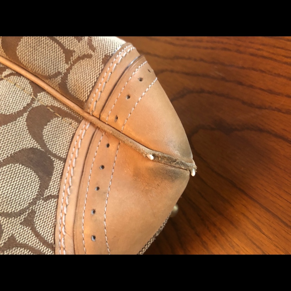 Coach Purse - Picture 2 of 6
